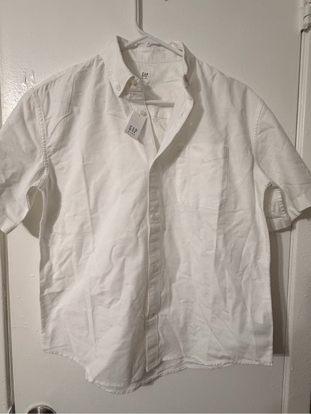 GAP Men's White Short-Sleeve Oxford Button-Down Shirt